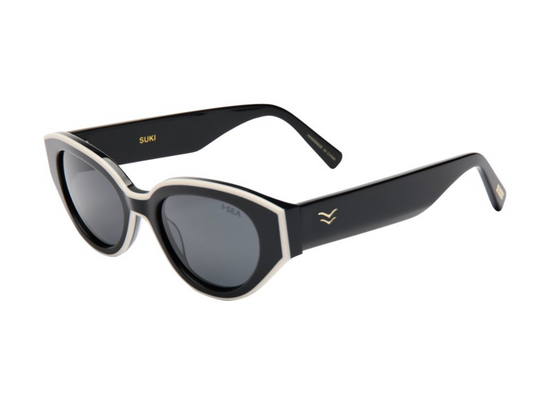 Suki Sunglasses | Black + Smoke