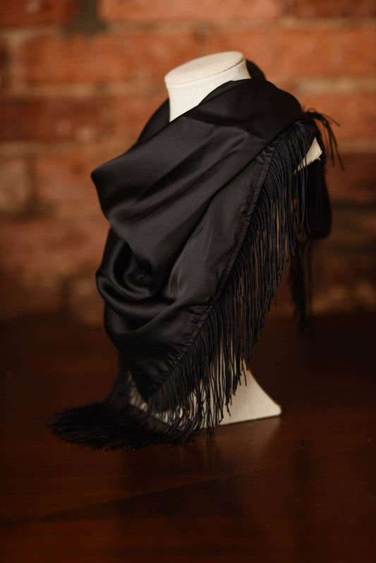 Solid Fringe Scarf: Black