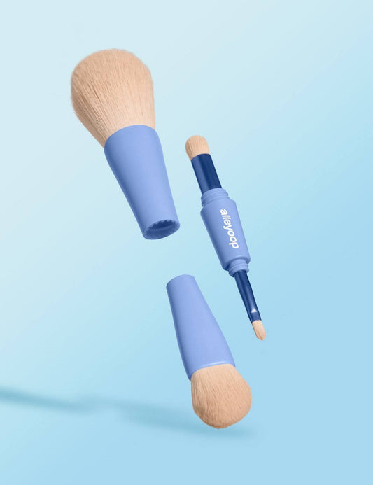 Overachiever- 4 in 1 makeup brush