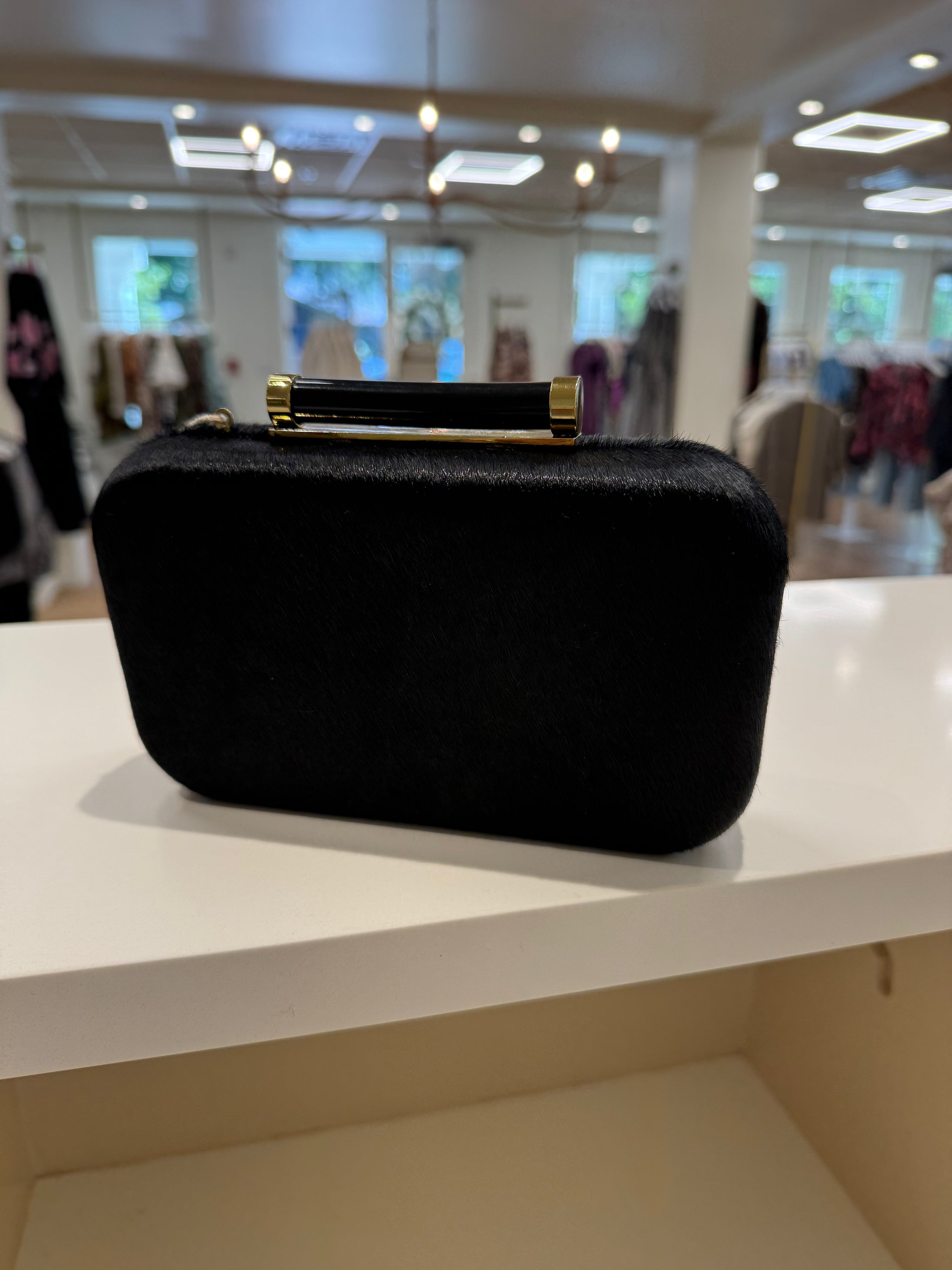 Elora Clutch