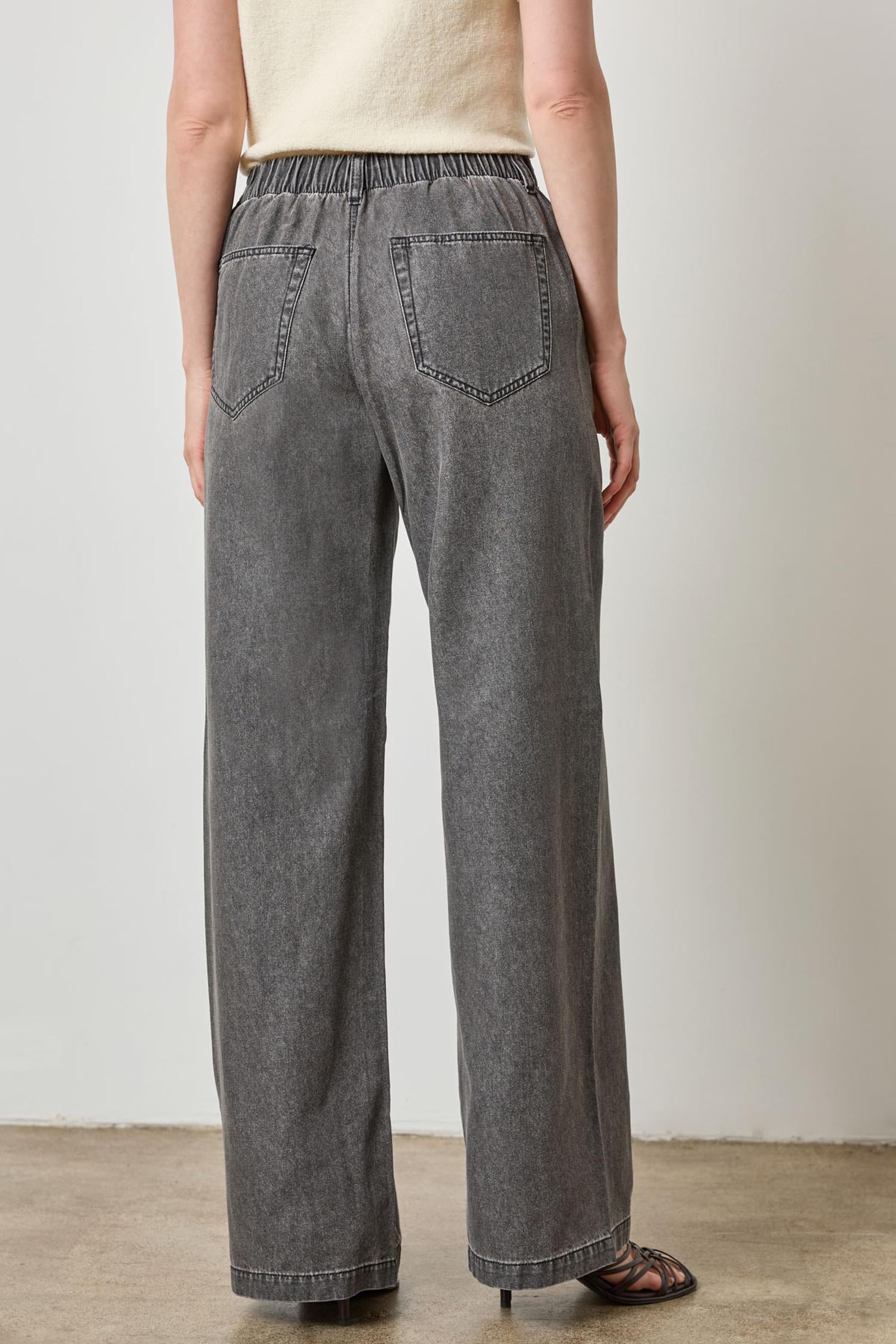 Straight Leg Drawcord Pant