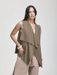 Load image into Gallery viewer, Odeon Vest- Taupe
