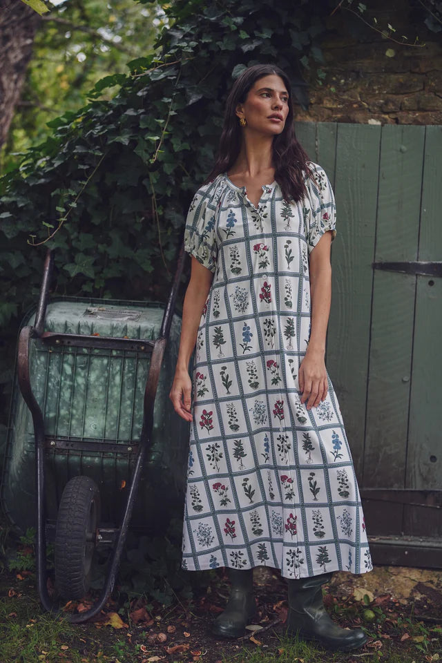 Grenadine I Gardeners Window