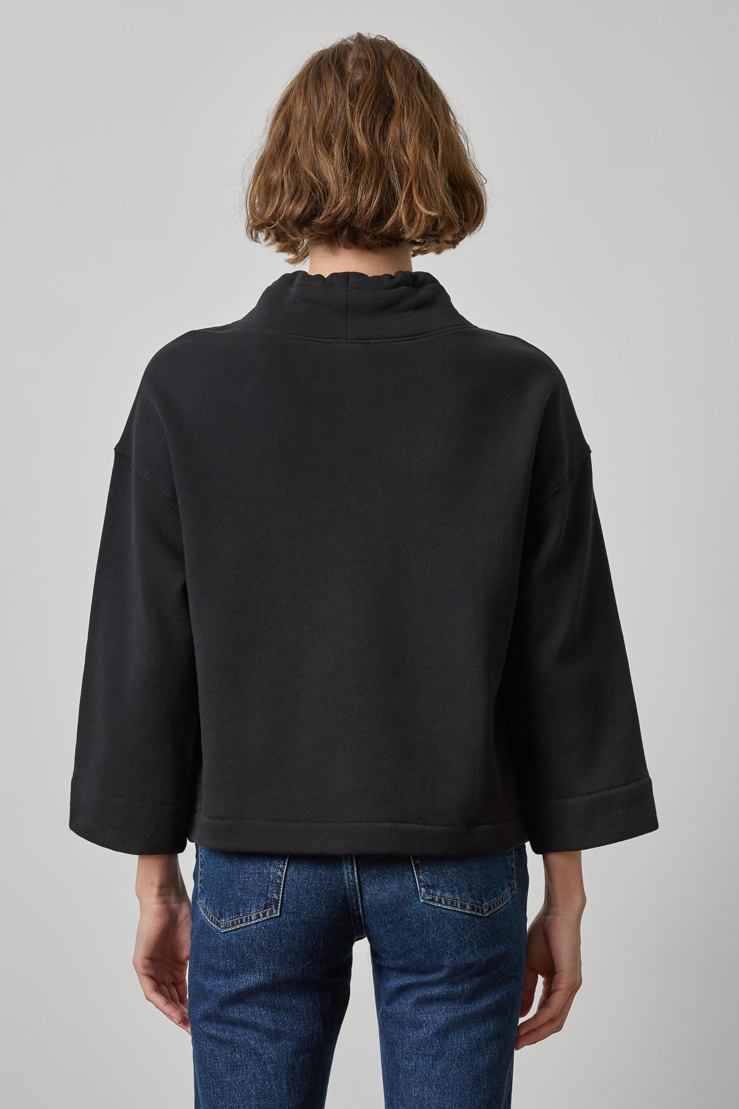 Easy Scrunch Neck Sweatshirt