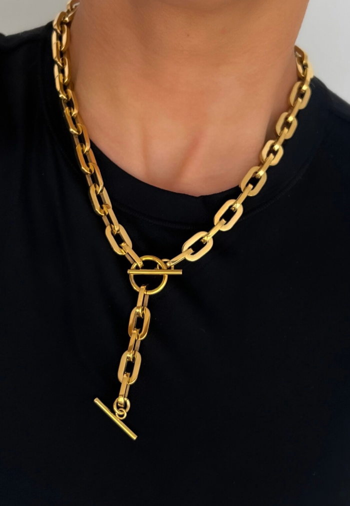 Lux Gold Paperclip Necklace