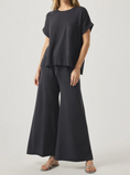 Load image into Gallery viewer, Veronica Crop Wide Leg Pants
