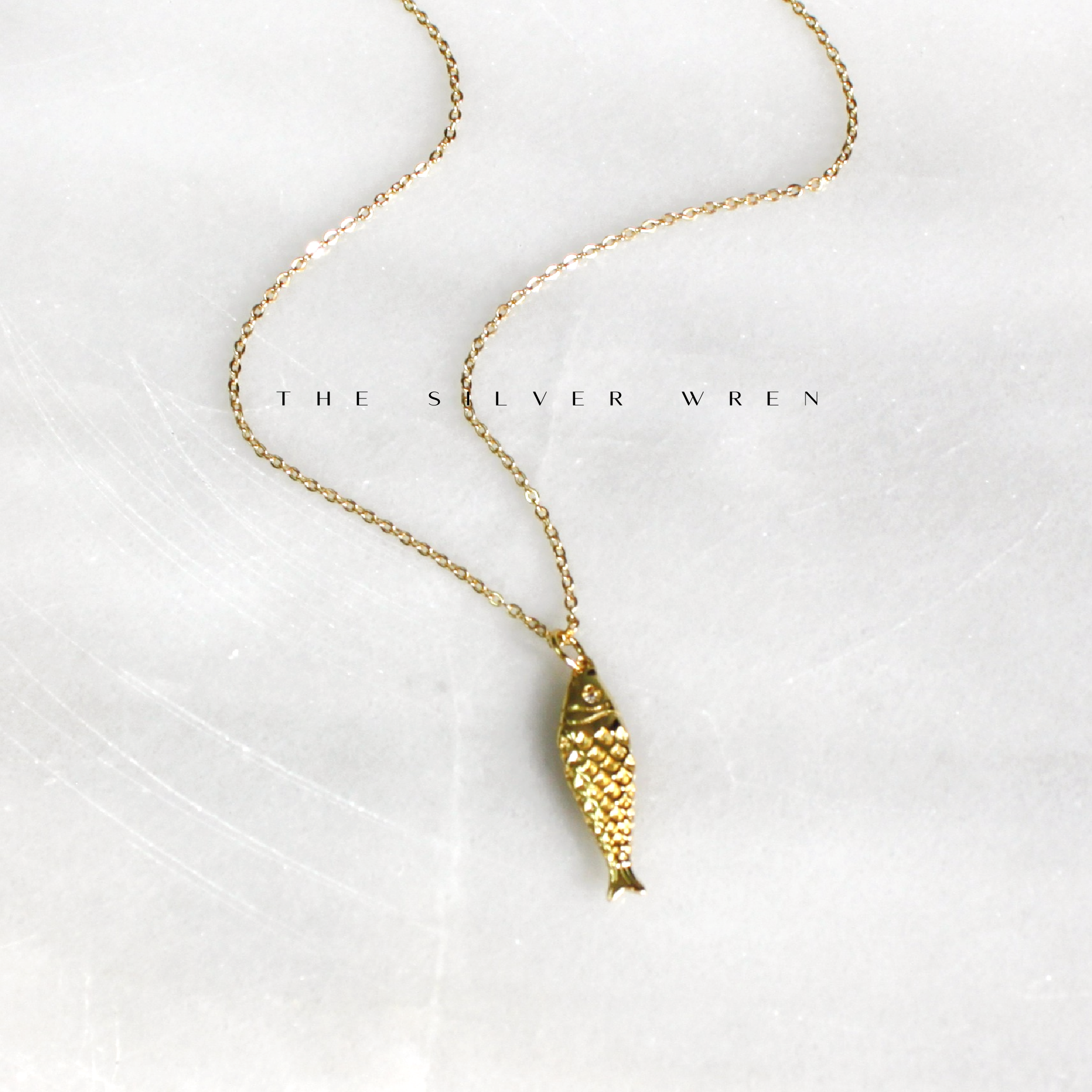 Gold Fish Pendant Necklace: Nixi / 16 inch